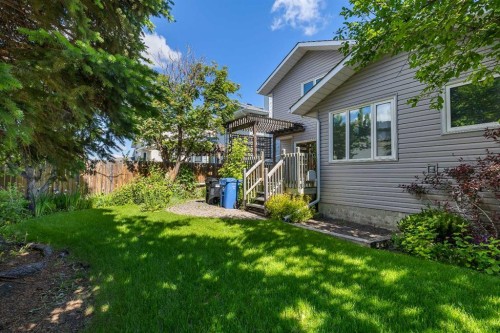 83 Sanderling Road Nw, Calgary, AB 