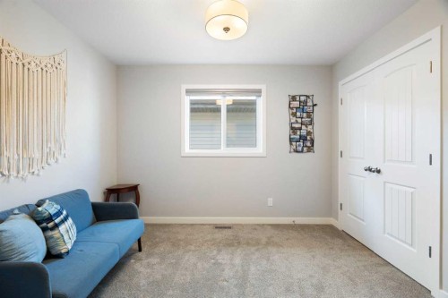 642 Kingsmere Way Se, Airdrie, AB 