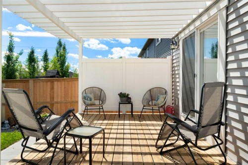 642 Kingsmere Way Se, Airdrie, AB 