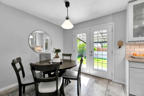 19 Templeton Bay Ne, Calgary, AB 