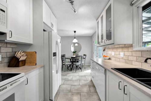19 Templeton Bay Ne, Calgary, AB 
