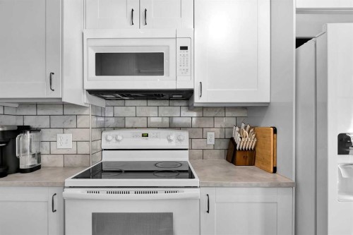 19 Templeton Bay Ne, Calgary, AB 
