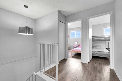19 Templeton Bay Ne, Calgary, AB 