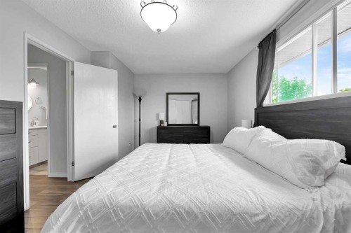 19 Templeton Bay Ne, Calgary, AB 