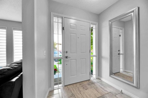 19 Templeton Bay Ne, Calgary, AB 