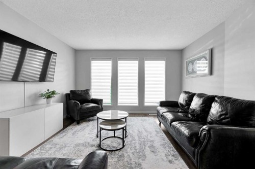 19 Templeton Bay Ne, Calgary, AB 