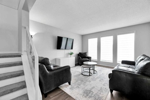 19 Templeton Bay Ne, Calgary, AB 