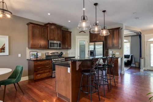 2421 1 Avenue Nw, Calgary, AB 