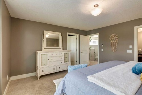 2421 1 Avenue Nw, Calgary, AB 