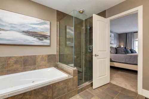 2421 1 Avenue Nw, Calgary, AB 