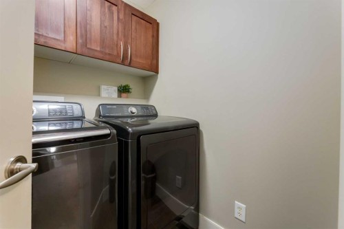 2421 1 Avenue Nw, Calgary, AB 