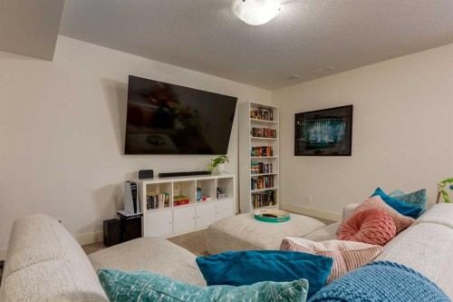 2421 1 Avenue Nw, Calgary, AB 