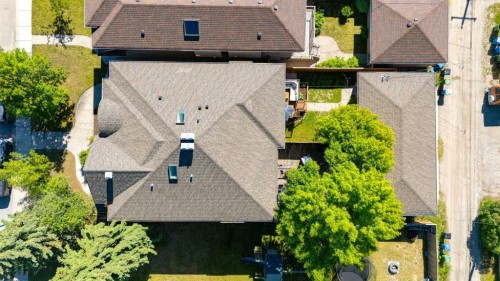 2421 1 Avenue Nw, Calgary, AB 