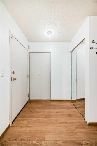105-21 Dover Point Se, Calgary, AB 
