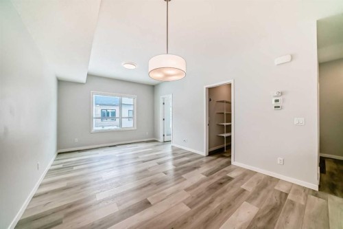 136-42 Cranbrook Gardens Se, Calgary, AB - Indoor Photo Showing Other Room