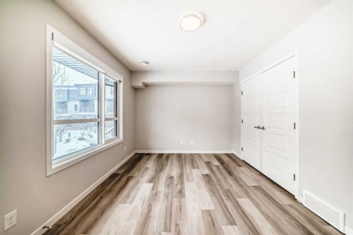 136-42 Cranbrook Gardens Se, Calgary, AB - Indoor Photo Showing Other Room