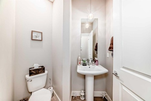 477 Legacy Boulevard Se, Calgary, AB 