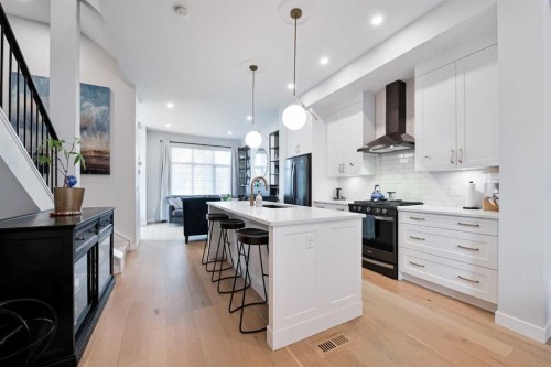 4929 20 Street Sw, Calgary, AB 