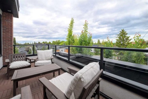 4929 20 Street Sw, Calgary, AB 