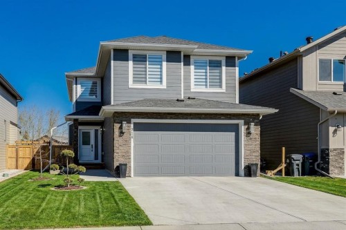 714 Mandalay Link  Carstairs, AB T0M 0N0