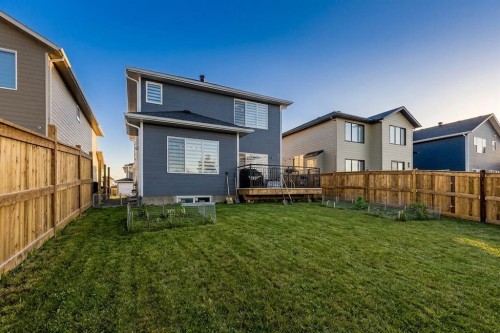 714 Mandalay Link, Carstairs, AB 