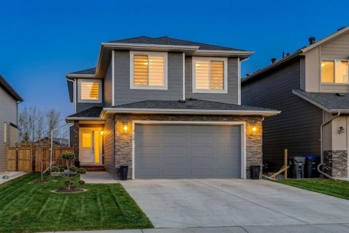 714 Mandalay Link, Carstairs, AB 