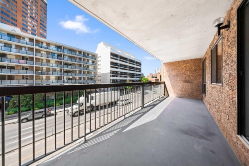 305-718 12 Avenue Sw, Calgary, AB - Outdoor With Balcony