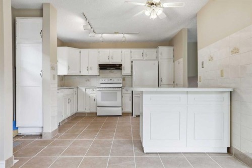 471 Berkley Crescent Nw, Calgary, AB 