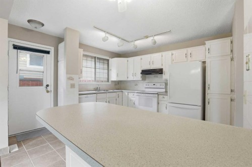 471 Berkley Crescent Nw, Calgary, AB 