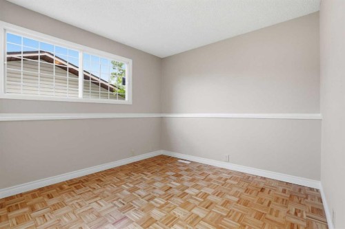 471 Berkley Crescent Nw, Calgary, AB 