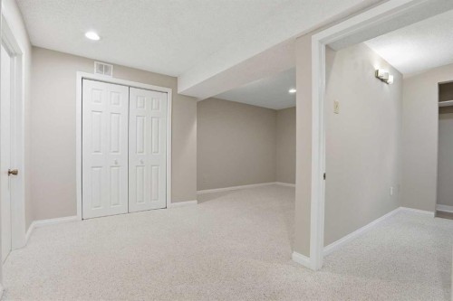 471 Berkley Crescent Nw, Calgary, AB 