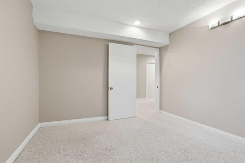 471 Berkley Crescent Nw, Calgary, AB 