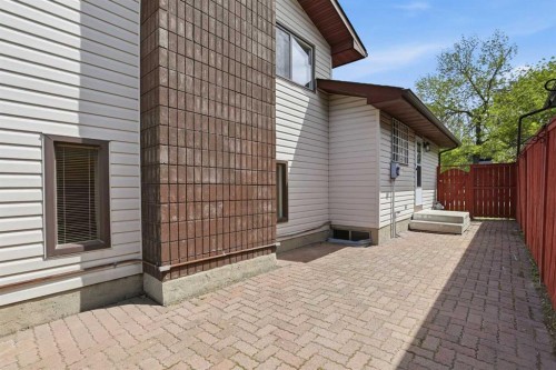 471 Berkley Crescent Nw, Calgary, AB 