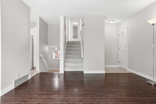 471 Berkley Crescent Nw, Calgary, AB 