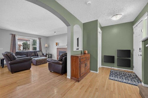 960 Copperfield Boulevard Se, Calgary, AB 