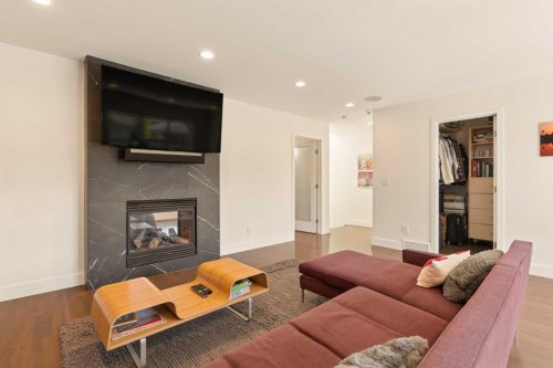 3923 15A Street Sw, Calgary, AB 