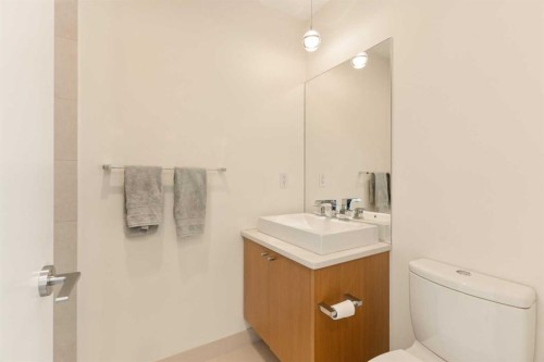 3923 15A Street Sw, Calgary, AB 