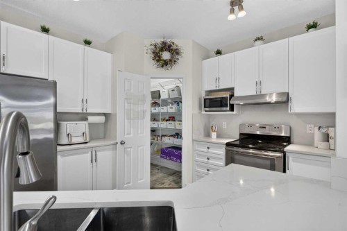96 Evansdale Way Nw, Calgary, AB 