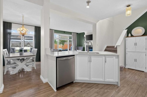 96 Evansdale Way Nw, Calgary, AB 