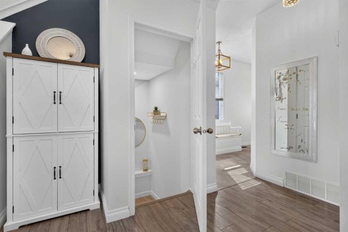 96 Evansdale Way Nw, Calgary, AB 