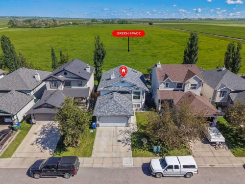 231 Silver Springs Way NW Airdrie, AB T4B 2Y3