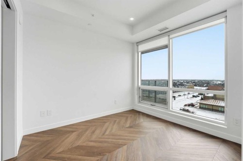 606-8445 Broadcast Avenue Sw, Calgary, AB - Indoor Photo Showing Other Room