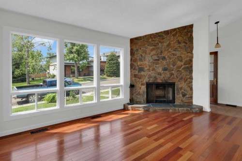 26 Edgewood Drive Nw, Calgary, AB 