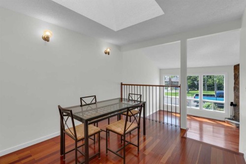 26 Edgewood Drive Nw, Calgary, AB 