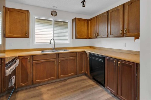 26 Edgewood Drive Nw, Calgary, AB 