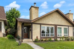 26 Edgewood Drive NW Calgary, AB T3A 2T4