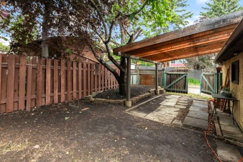 26 Edgewood Drive Nw, Calgary, AB 