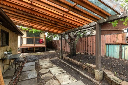 26 Edgewood Drive Nw, Calgary, AB 