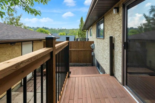 26 Edgewood Drive Nw, Calgary, AB 