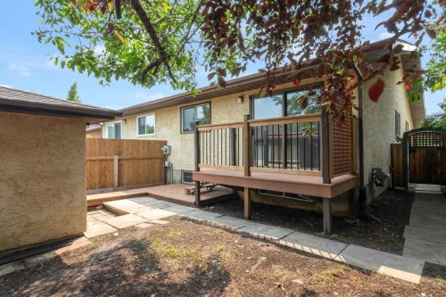 26 Edgewood Drive Nw, Calgary, AB 